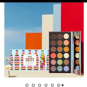 COCA-COLA X MORPHE AWE TOGETHER ARTISTRY PALETTE